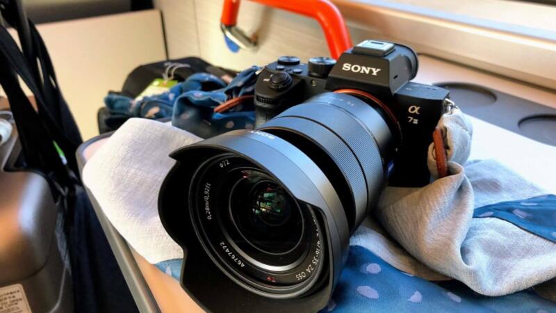 iPadに映像入力できれば、カメラのモニタとして使える