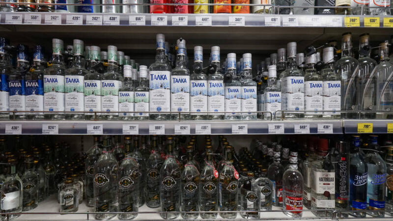 ウォッカが大量に並ぶ